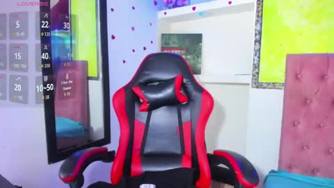 Anniee online show from May 27, 2026, 1:41 pm