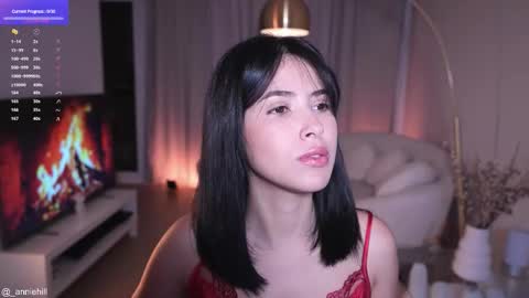 anniehillofficial_ online show from September 14, 2025, 9:03 pm