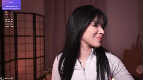 anniehillofficial_ online show from March 28, 2026, 10:09 pm