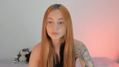 Snapshot of anniemora_ chatting on February 1, 2026, 1:48 am Annie online show from February 1, 2026, 1:48 am