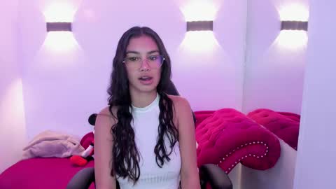 Annie Evans  online show from January 21, 2025, 2:26 pm