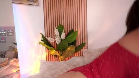 ANNIE online show from October 16, 2025, 5:47 pm