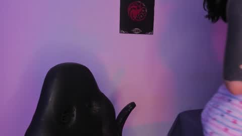 Annika online show from November 15, 2025, 4:14 pm