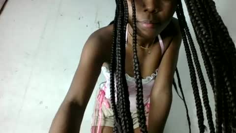 annistella online show from June 16, 2026, 7:27 pm