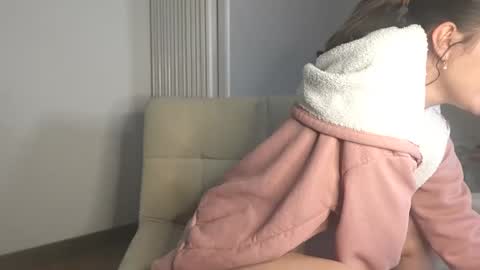 Snapshot of annrousse chatting on March 3, 2025, 7:43 am annrousse online show from March 3, 2025, 7:43 am