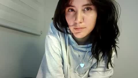 Snapshot of annrousse chatting on October 7, 2025, 2:42 am annrousse online show from October 7, 2025, 2:42 am
