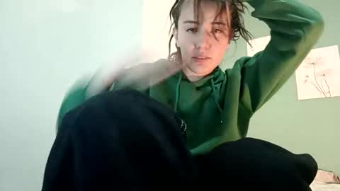 Snapshot of annrousse chatting on October 23, 2025, 2:22 am annrousse online show from October 23, 2025, 2:22 am