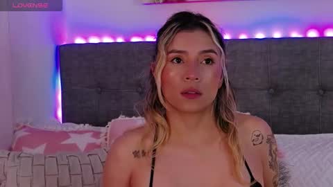 Snapshot of anntonellalee chatting on February 15, 2026, 6:59 pm Antonella Lee online show from February 15, 2026, 6:59 pm