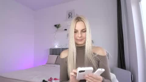 Anny online show from March 1, 2026, 11:01 am