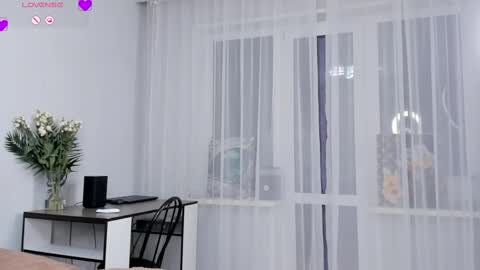 Snapshot of anny_leps chatting on February 13, 2025, 1:40 am anny_leps online show from February 13, 2025, 1:40 am