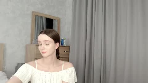 Snapshot of anny_meow chatting on October 25, 2025, 6:35 pm Ann My current schedule is below online show from October 25, 2025, 6:35 pm