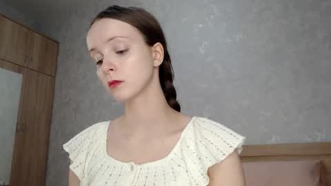 Snapshot of anny_meow chatting on November 5, 2025, 12:32 am Ann My current schedule is below online show from November 5, 2025, 12:32 am