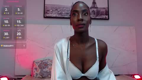 Snapshot of annyfiore chatting on October 19, 2025, 2:56 am Anny online show from October 19, 2025, 2:56 am