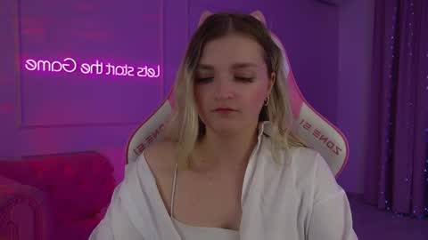 annyraii online show from March 2, 2026, 6:25 am