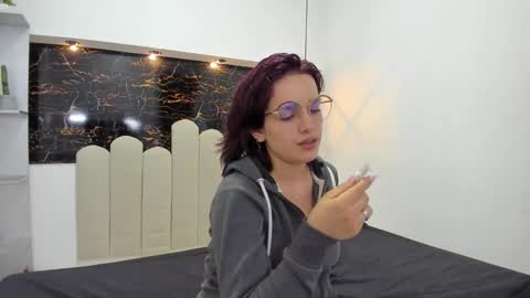 Anny online show from October 21, 2025, 1:39 am