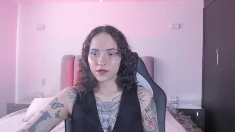 AnnyT online show from January 17, 2026, 9:07 pm