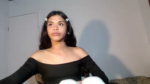 anok_yaii online show from November 23, 2025, 5:13 pm