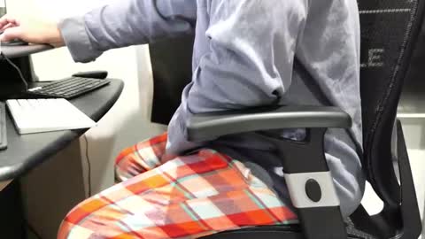 D online show from December 1, 2025, 1:49 pm