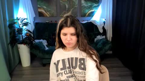 Anora online show from November 8, 2025, 1:44 pm