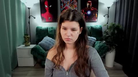 Anora online show from November 22, 2025, 12:26 pm