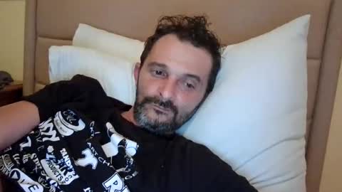 Snapshot of ansreramso chatting on October 3, 2025, 11:57 pm Lower chakra online show from October 3, 2025, 11:57 pm