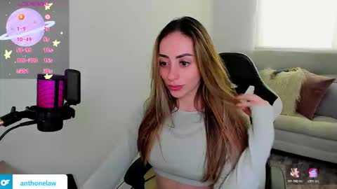 Anthonela online show from December 21, 2025, 7:43 pm