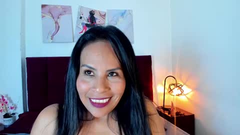 Anthonelaa   online show from September 29, 2025, 8:13 pm