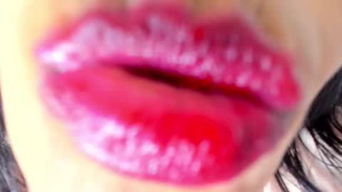 Anthonelaa   online show from January 8, 2026, 12:57 am