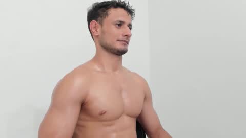 Snapshot of anthony_lewis_ chatting on October 23, 2025, 9:24 pm Adonys Creeb online show from October 23, 2025, 9:24 pm