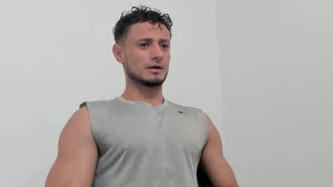 Snapshot of anthony_lewis_ chatting on November 3, 2025, 9:43 am Adonys Creeb online show from November 3, 2025, 9:43 am