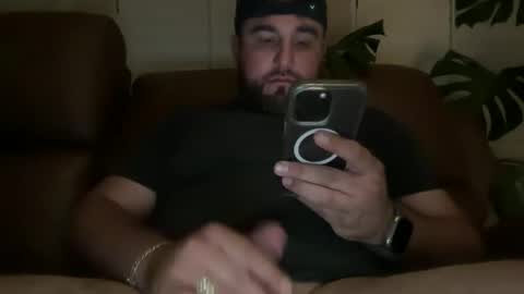 Snapshot of anthoss22 chatting on October 1, 2025, 4:07 am anthoss22 online show from October 1, 2025, 4:07 am