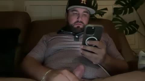 Snapshot of anthoss22 chatting on November 16, 2025, 4:07 am anthoss22 online show from November 16, 2025, 4:07 am