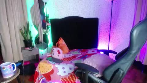 Snapshot of antia_x chatting on October 15, 2025, 8:20 pm antia_x online show from October 15, 2025, 8:20 pm