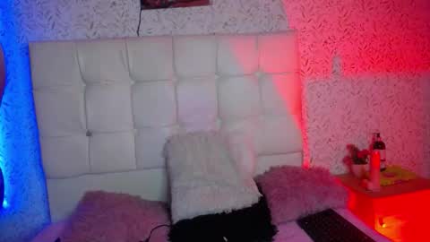 antia_x online show from February 9, 2026, 9:19 pm