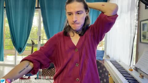 Snapshot of antinoo_gnothi chatting on December 4, 2024, 3:21 pm Antinoo Gnothi online show from December 4, 2024, 3:21 pm