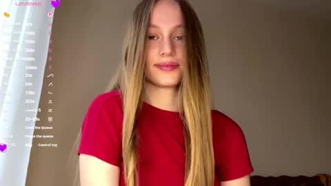 Snapshot of antionettepulgarin chatting on May 11, 2026, 3:51 pm Viktoria online show from May 11, 2026, 3:51 pm