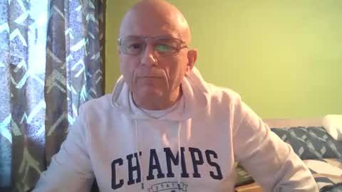 antmatt2025 online show from November 3, 2025, 9:32 am