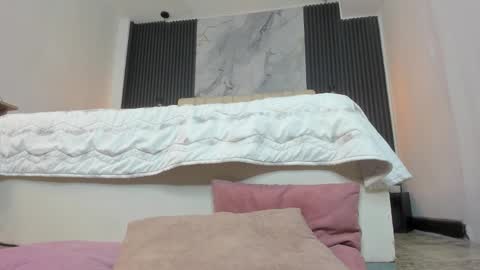 Snapshot of antonelasc chatting on February 13, 2026, 1:29 pm Antonella online show from February 13, 2026, 1:29 pm