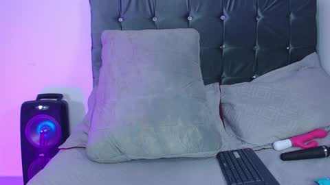 Snapshot of antonella_cruz02 chatting on July 29, 2026, 1:37 am anto ford02 online show from July 29, 2026, 1:37 am