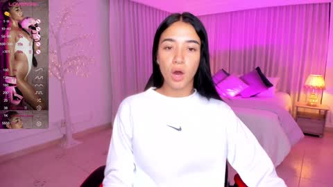  Antonella Grayy  online show from January 27, 2025, 11:00 am