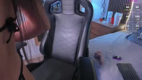 antonella_lucenti online show from May 20, 2026, 3:56 am
