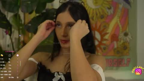 Nell. online show from September 25, 2025, 3:21 am