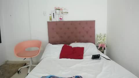 Snapshot of antonella_mcry chatting on January 9, 2025, 2:22 am antonella online show from January 9, 2025, 2:22 am