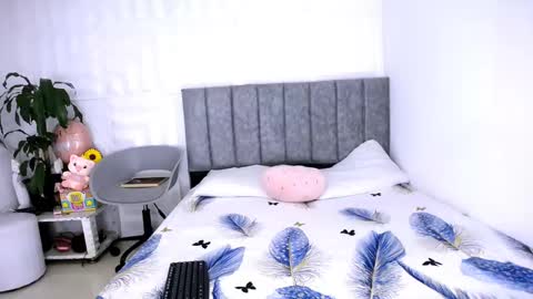 Snapshot of antonella_mcry chatting on February 4, 2025, 1:23 am antonella online show from February 4, 2025, 1:23 am