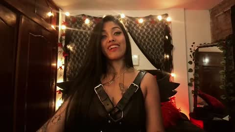 Snapshot of antonella_miller18 chatting on December 27, 2024, 12:23 pm Antonella online show from December 27, 2024, 12:23 pm