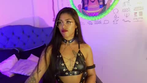 Snapshot of antonella_miller18 chatting on February 24, 2025, 8:38 am Antonella online show from February 24, 2025, 8:38 am