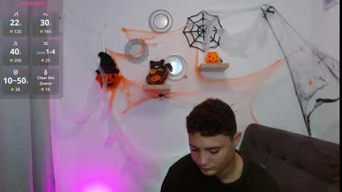 Antonella y Brian online show from October 27, 2025, 7:07 pm