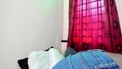 Snapshot of antonella_rod chatting on February 22, 2025, 5:02 pm antonella_rod online show from February 22, 2025, 5:02 pm