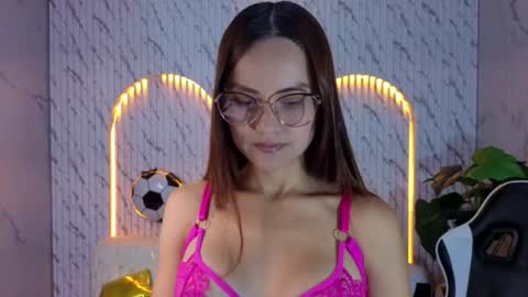 Snapshot of antonella_tx_ chatting on June 30, 2026, 12:50 pm Follow me.. Live 1430 to 2100 online show from June 30, 2026, 12:50 pm