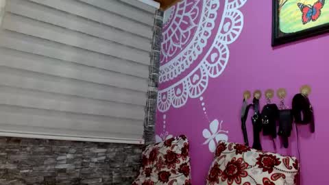 AntonellaAndNoah online show from February 26, 2026, 4:55 am